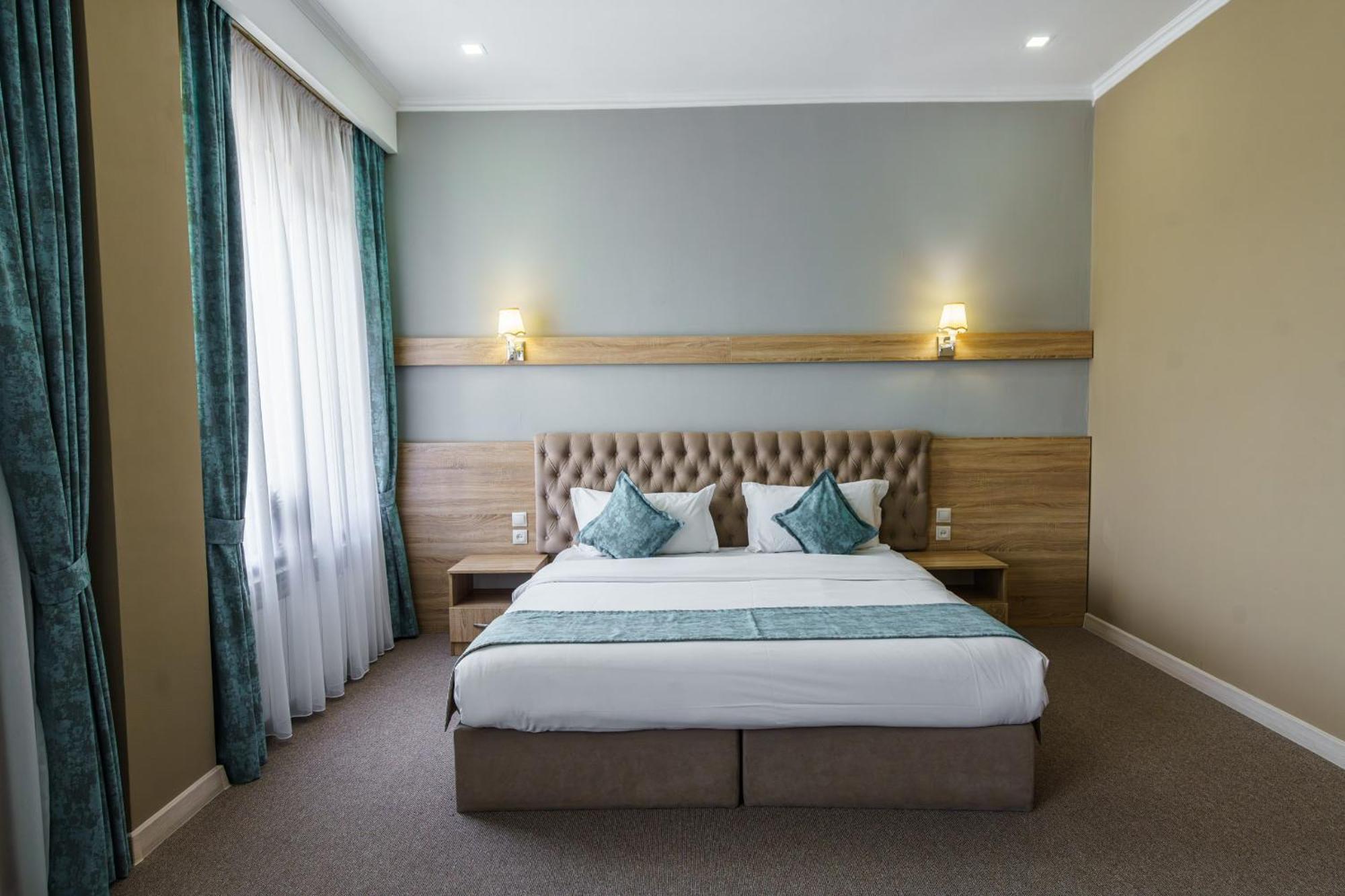 Park Hotel Al Bustan Tsjimkent Eksteriør bilde